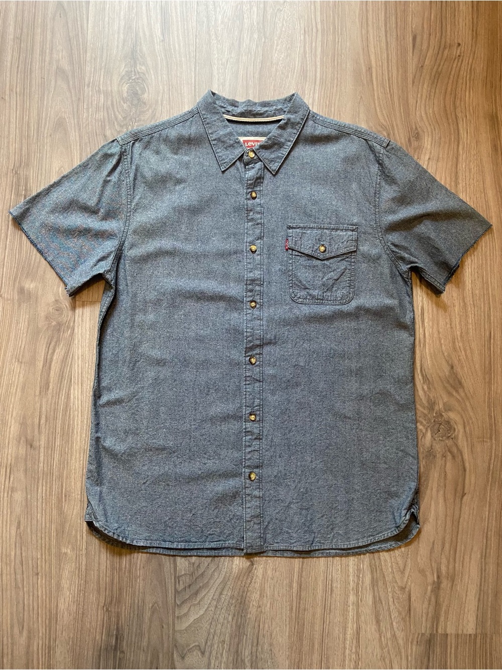 Levi’s Blue Denim Short Sleeve Shirt Size Large